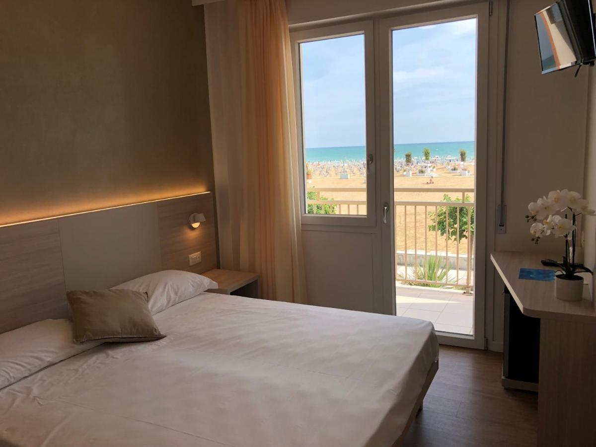 Hotel Karibe Bibione Dış mekan fotoğraf